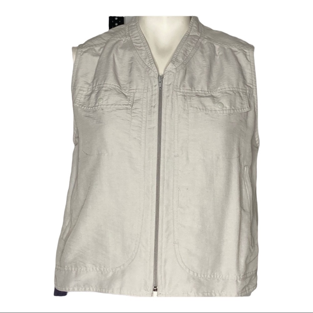 REI Zip up Vest Sz Medium